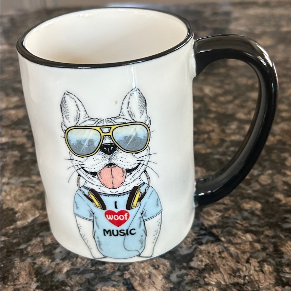 SIGNATURE HOUSEWARES HIPSTER DOG 17.5 MUG “ I WOOD MUSIC COFFEE/TEA MUG NWOT